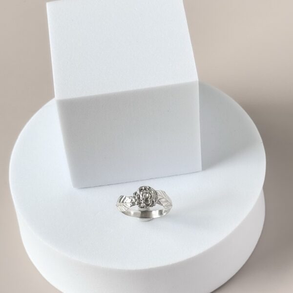 sterling silver rose and leaves ring