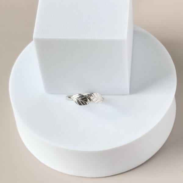 sterling silver leaf ring